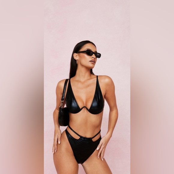 Nasty Gal Other - Nasty Gal Coated Underwire V Neck Cut Out Bikini Set Black 4 NWT